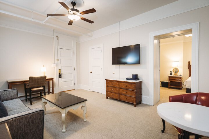 Hotel Colorado