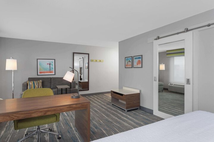 Room 14 of 35