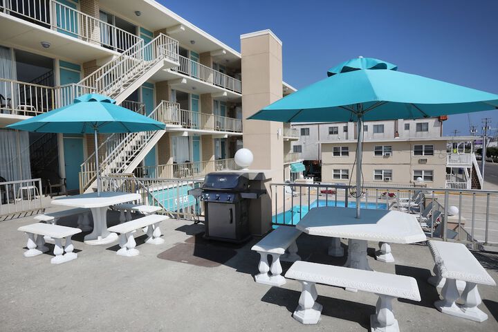 Aquarius Oceanfront Inn