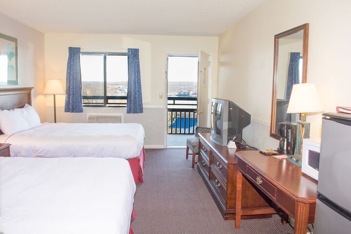 Room 11 of 20