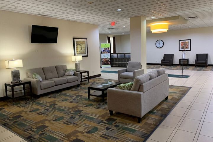 Quality Inn & Suites Downtown Mansfield