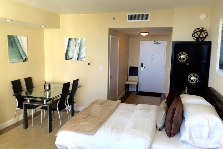 Room 18 of 45