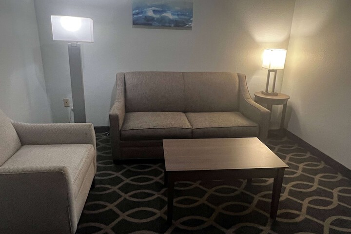 Room 38 of 59