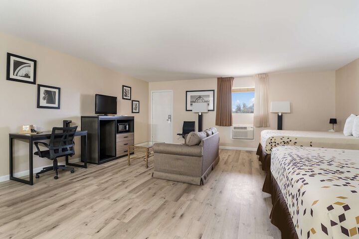 Room 7 of 25
