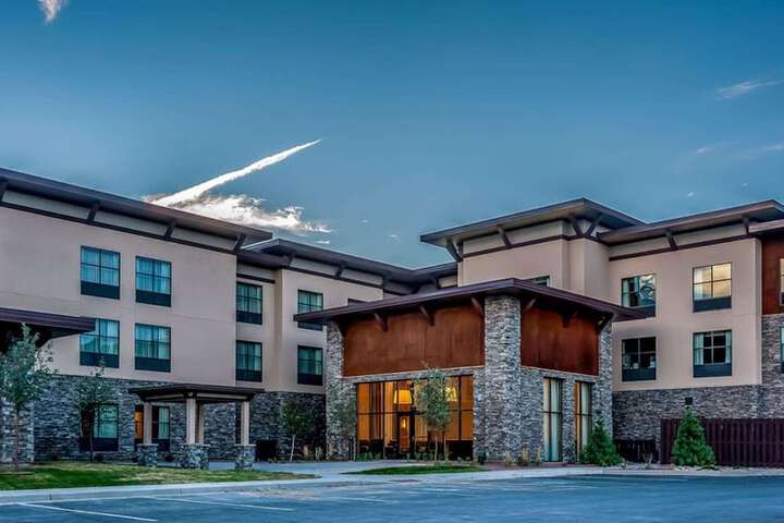 Hotel 9 of 118