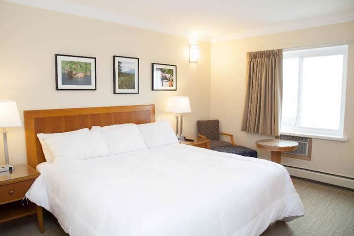Room 12 of 35
