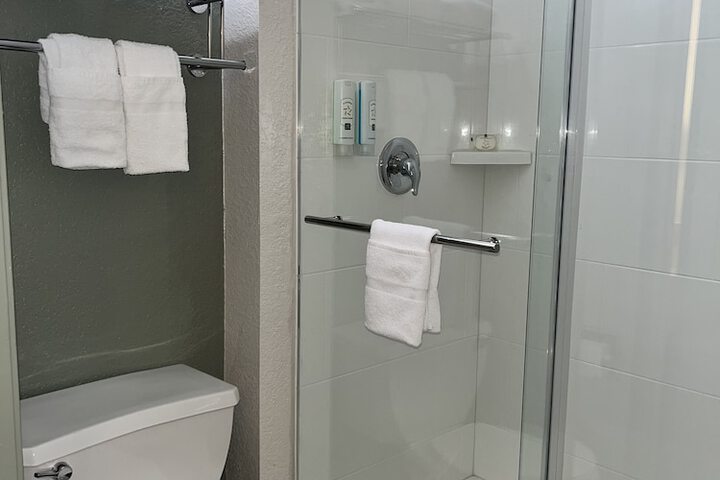 Room 14 of 35