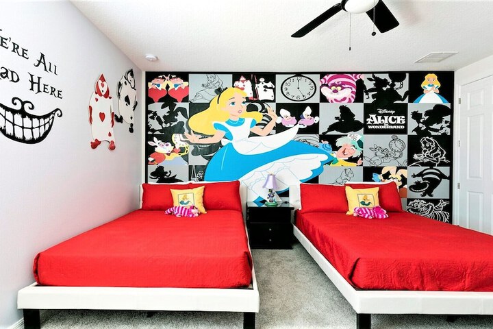 Room 16 of 99
