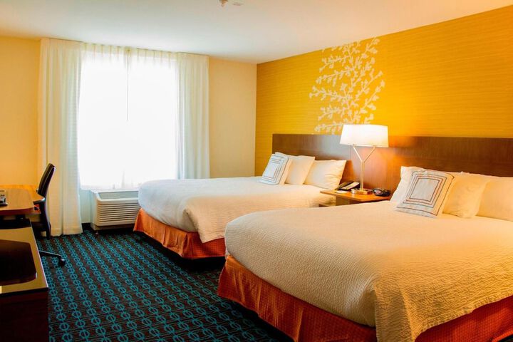 Wavecrest Lodge
