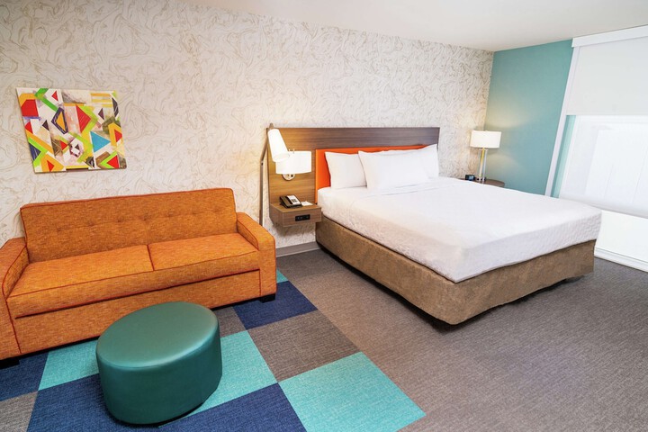 Room 20 of 42