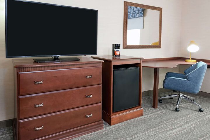 Room 15 of 41