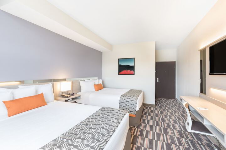 Room 17 of 29