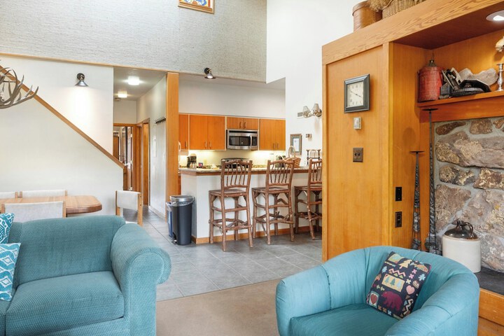 Evergreen Condominiums by Vail Resorts