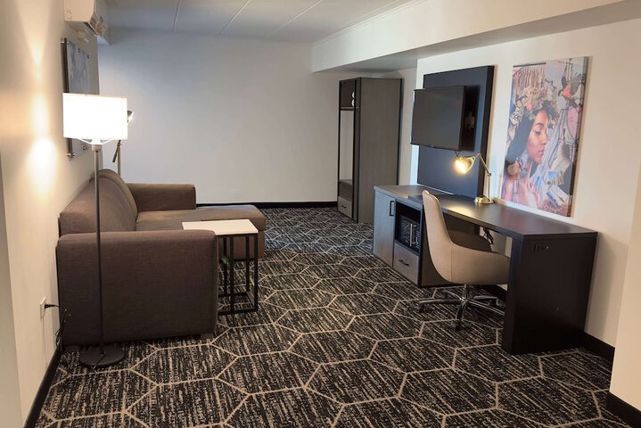 Room 14 of 41