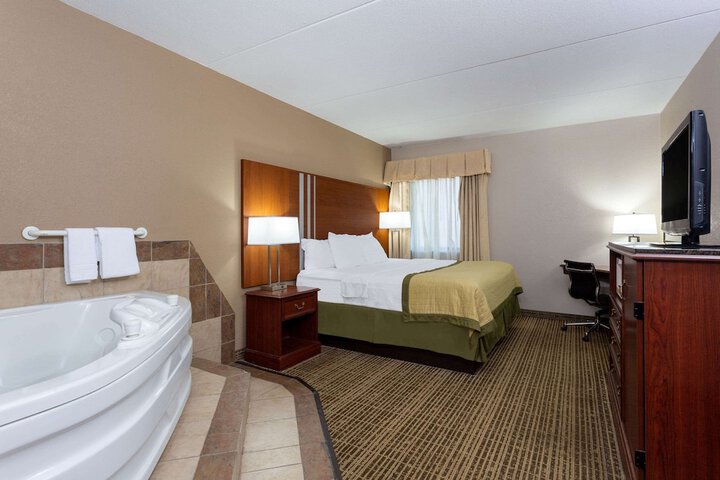 Room 20 of 39