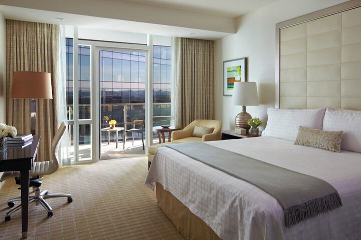 Four Seasons Hotel Baltimore