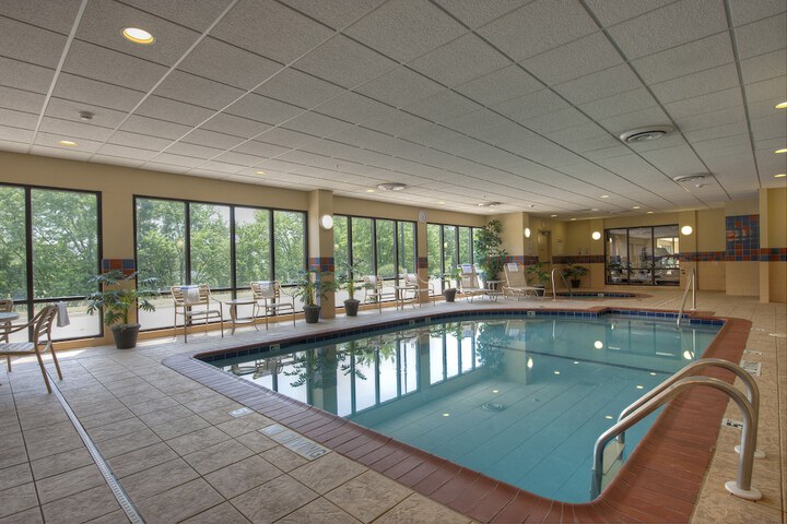 Pool 4 of 42