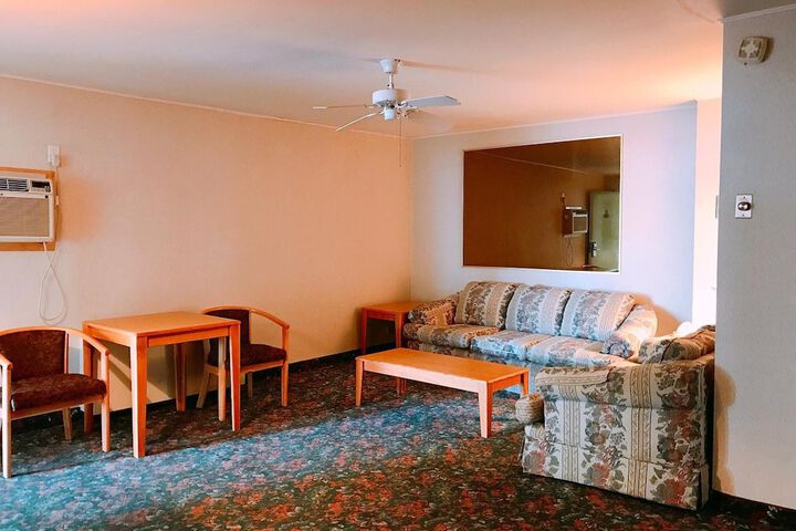 Room 12 of 29