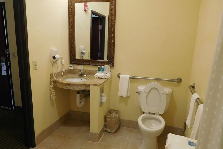 Room 40 of 58
