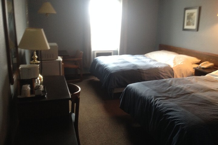 Room 14 of 27