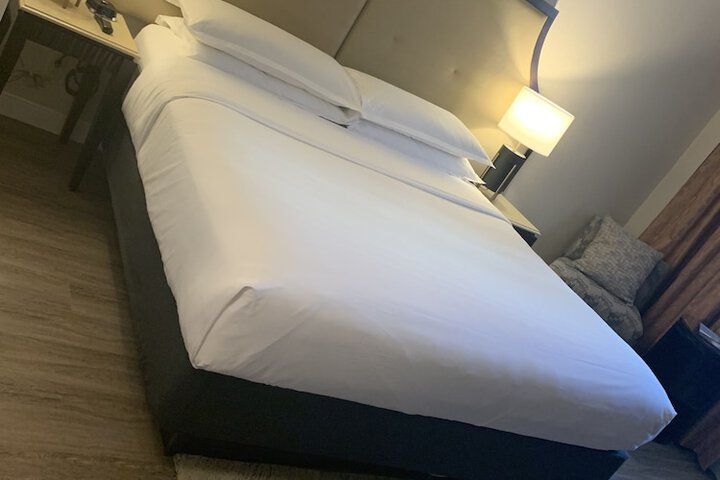 Room 14 of 49