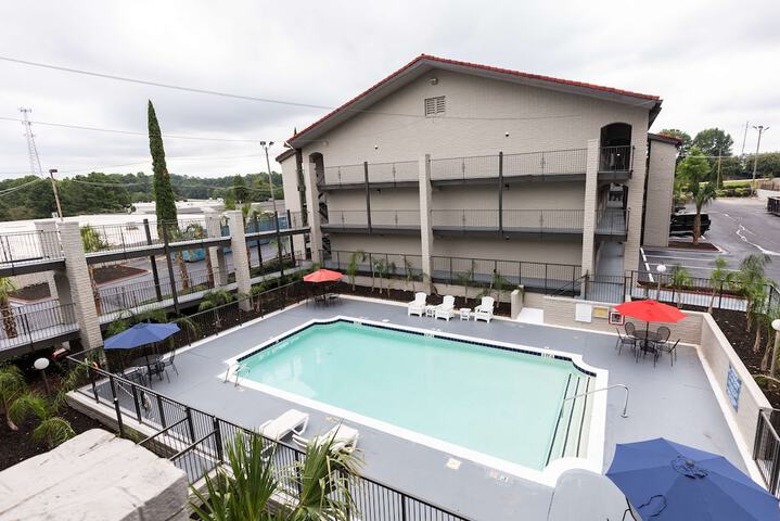 Pool 3 of 21