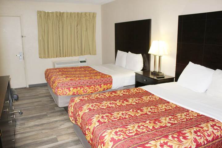 Room 18 of 24