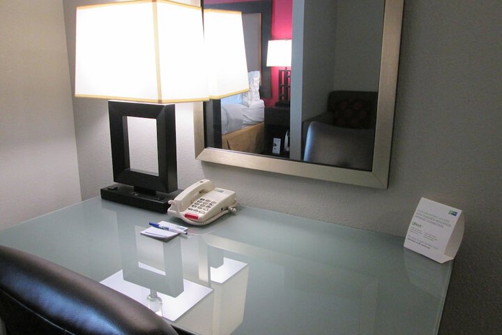 Room 60 of 81