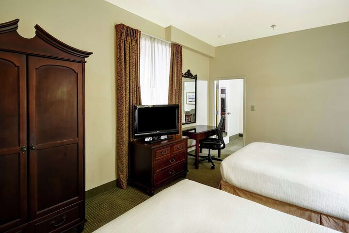 Room 14 of 46