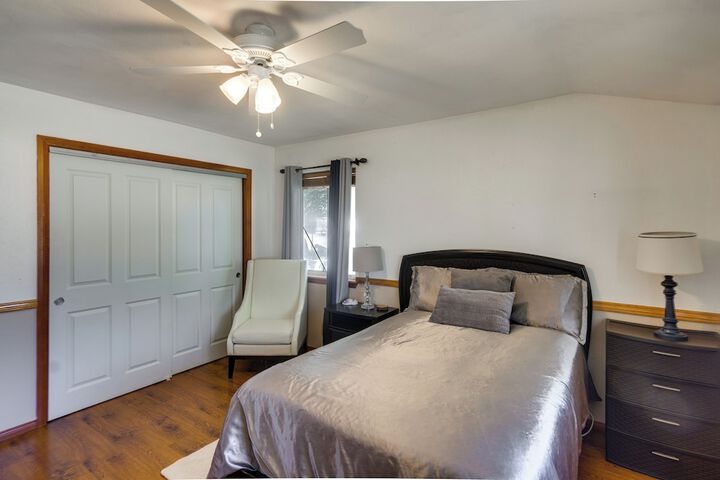 Spacious Lancaster Family Ranch - BBQ & Patio