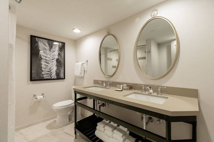 Galt House Hotel Trademark Collection by Wyndham