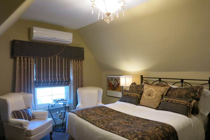 The Woodview Inn