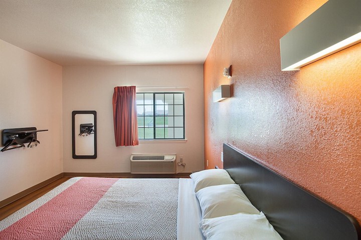 Motel 6 Bedford TX - Fort Worth
