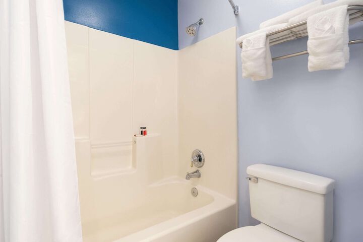 Room 21 of 29