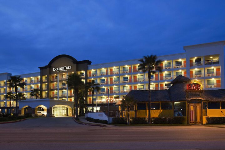DoubleTree by Hilton Hotel Galveston Beach