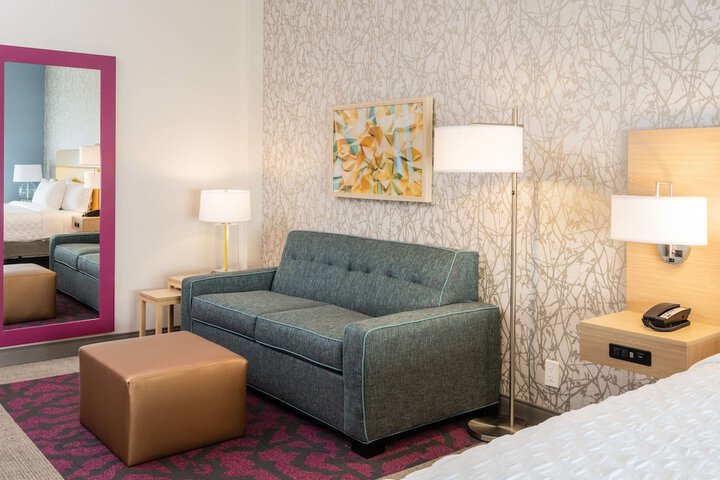 Room 26 of 43
