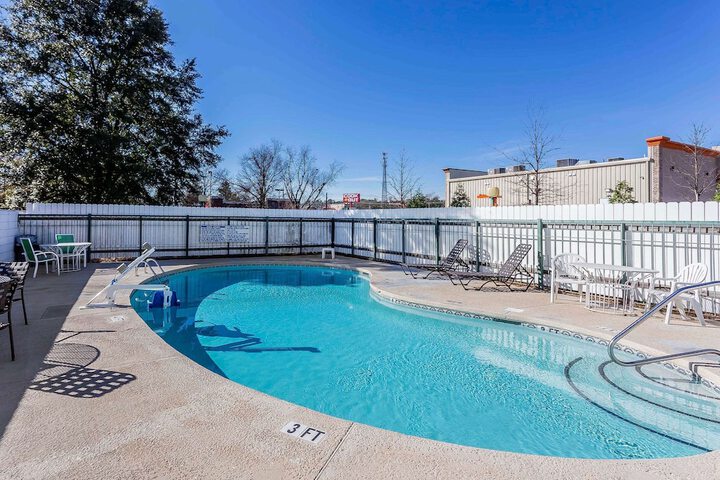 Pool 5 of 27
