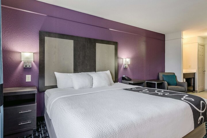 Room 43 of 48