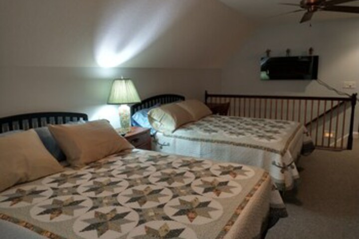 FOUR MILE BED & BREAKFAST