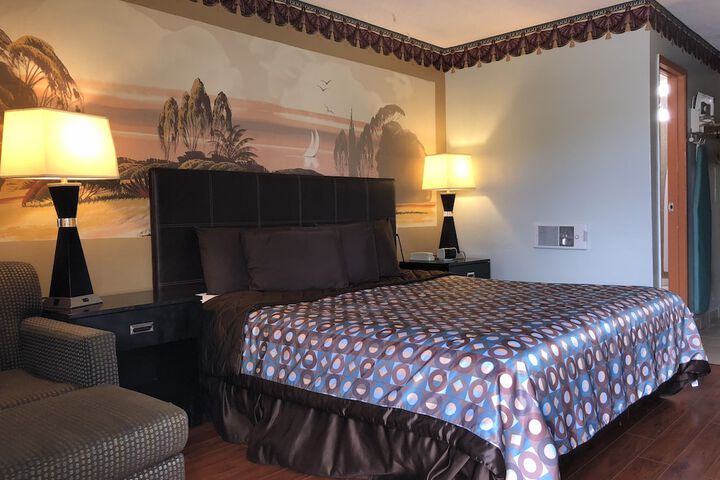 Room 26 of 55