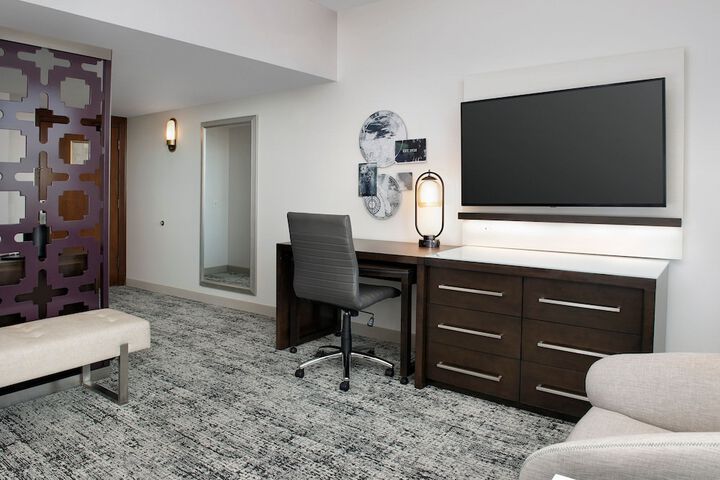 Room 41 of 93