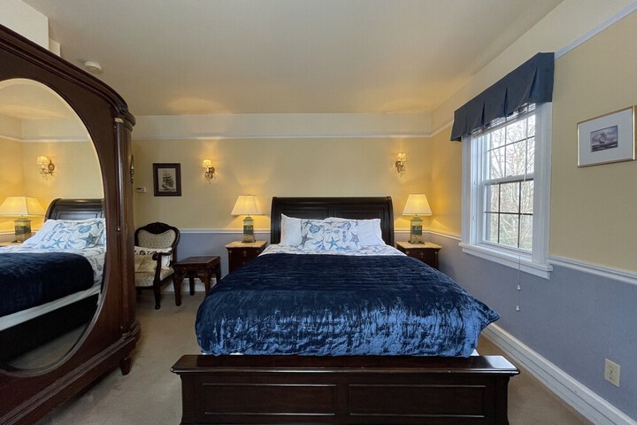 Room 9 of 39