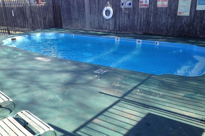Pool 5 of 50