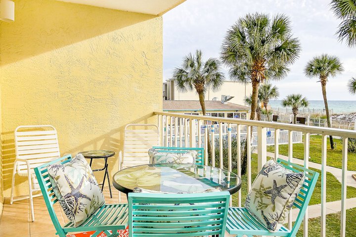 Terrace/Patio 100 of 102