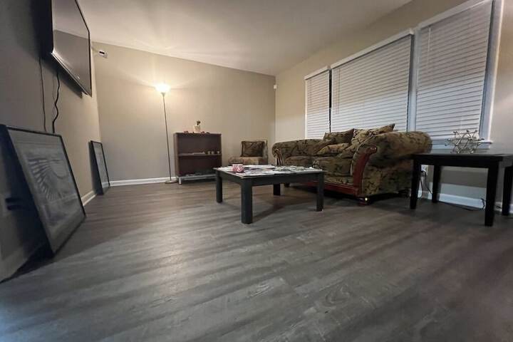 Room 42 of 60