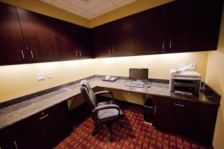 Business Center 45 of 45