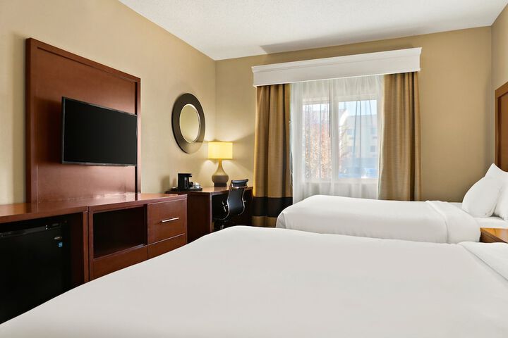 Room 9 of 19