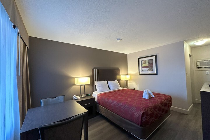 Room 11 of 62