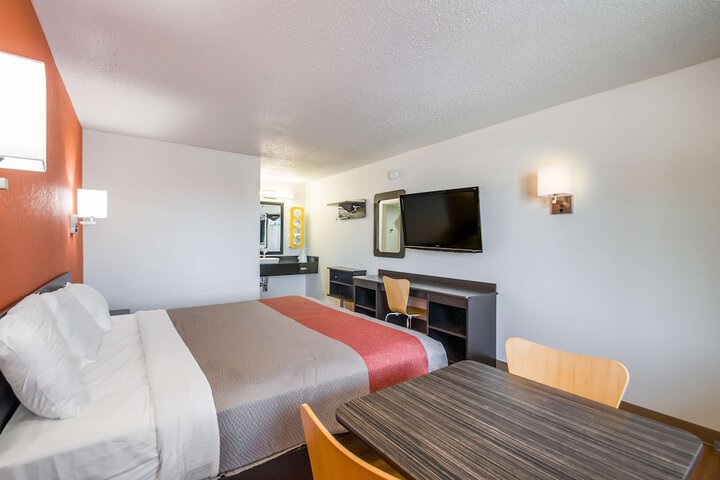 Room 31 of 35