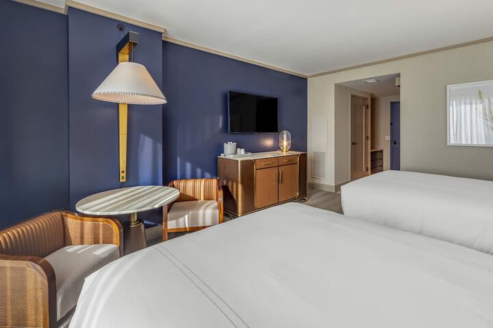 Room 27 of 70